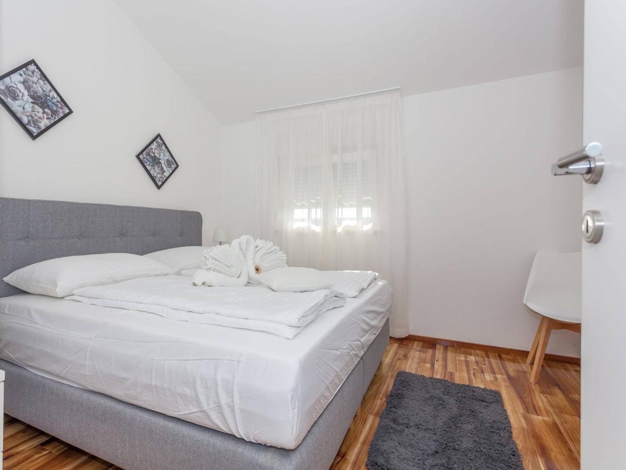 My Dalmatia - Seaside Marin With Private Heated Pool *